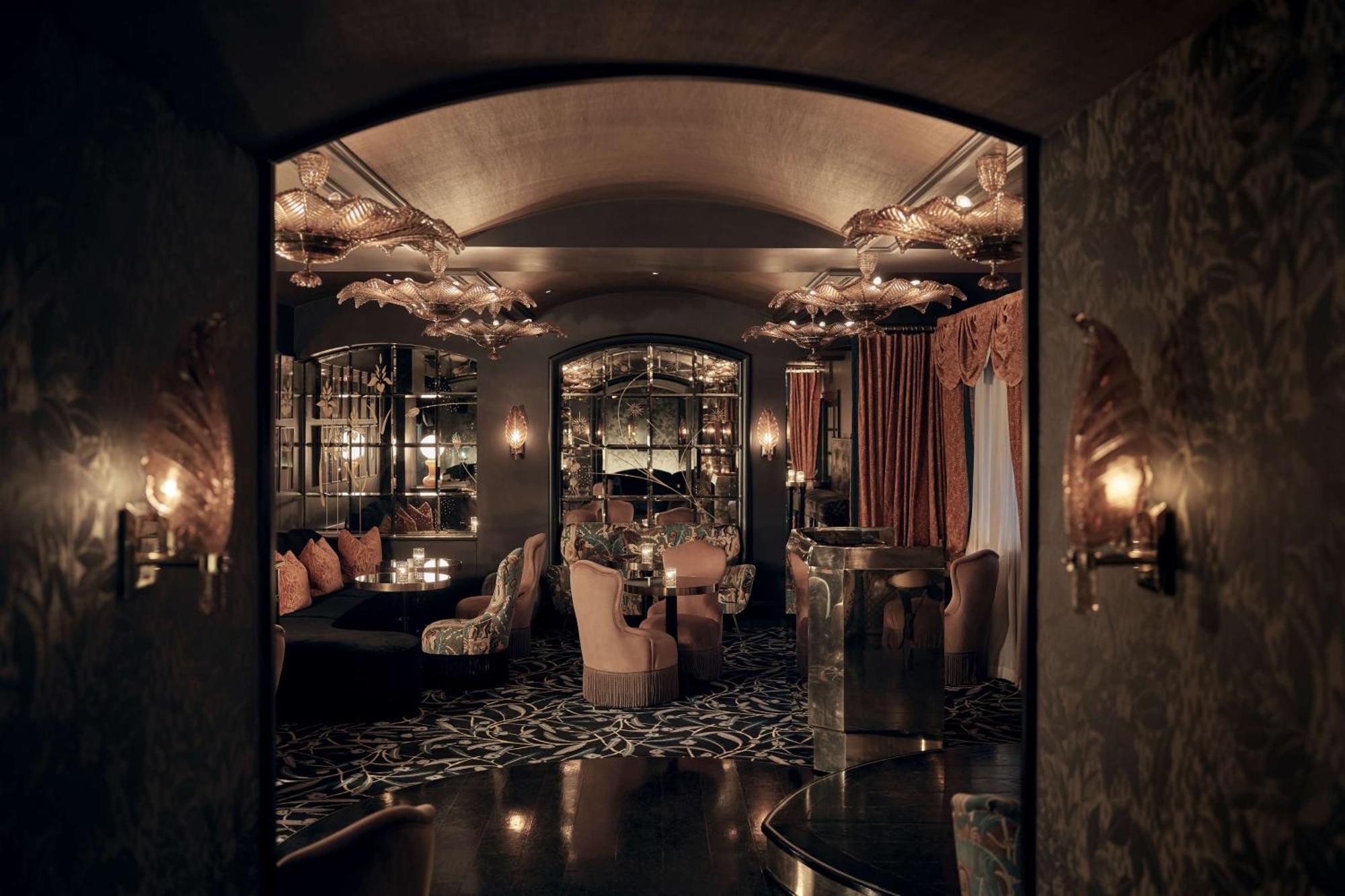 Отель Nomad Лондон Экстерьер фото The Bar